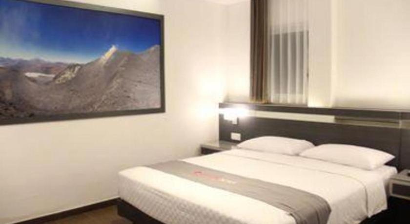 Neotel Hotel City Centre Tanjung Redep Eksteriør bilde