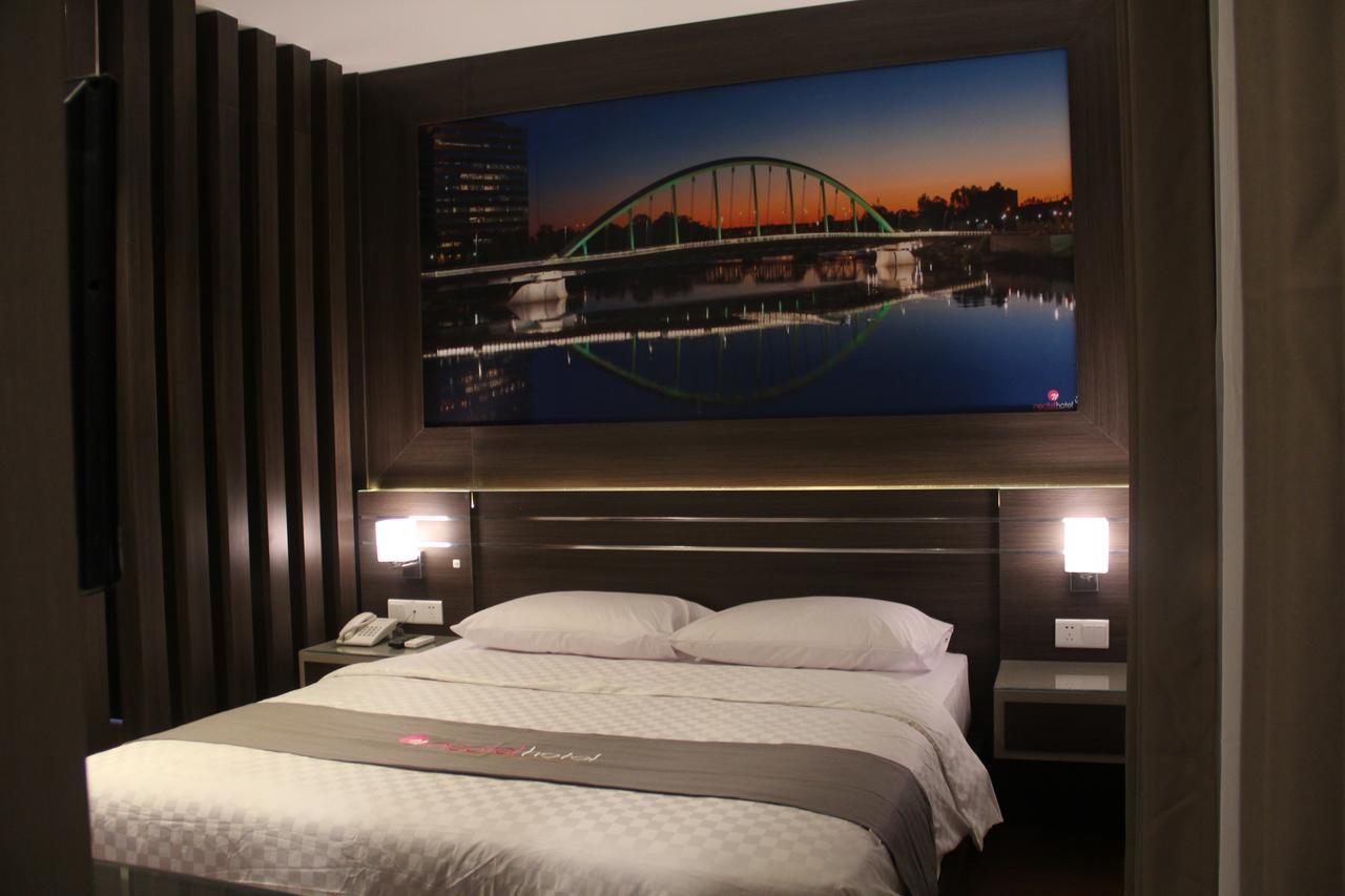 Neotel Hotel City Centre Tanjung Redep Eksteriør bilde